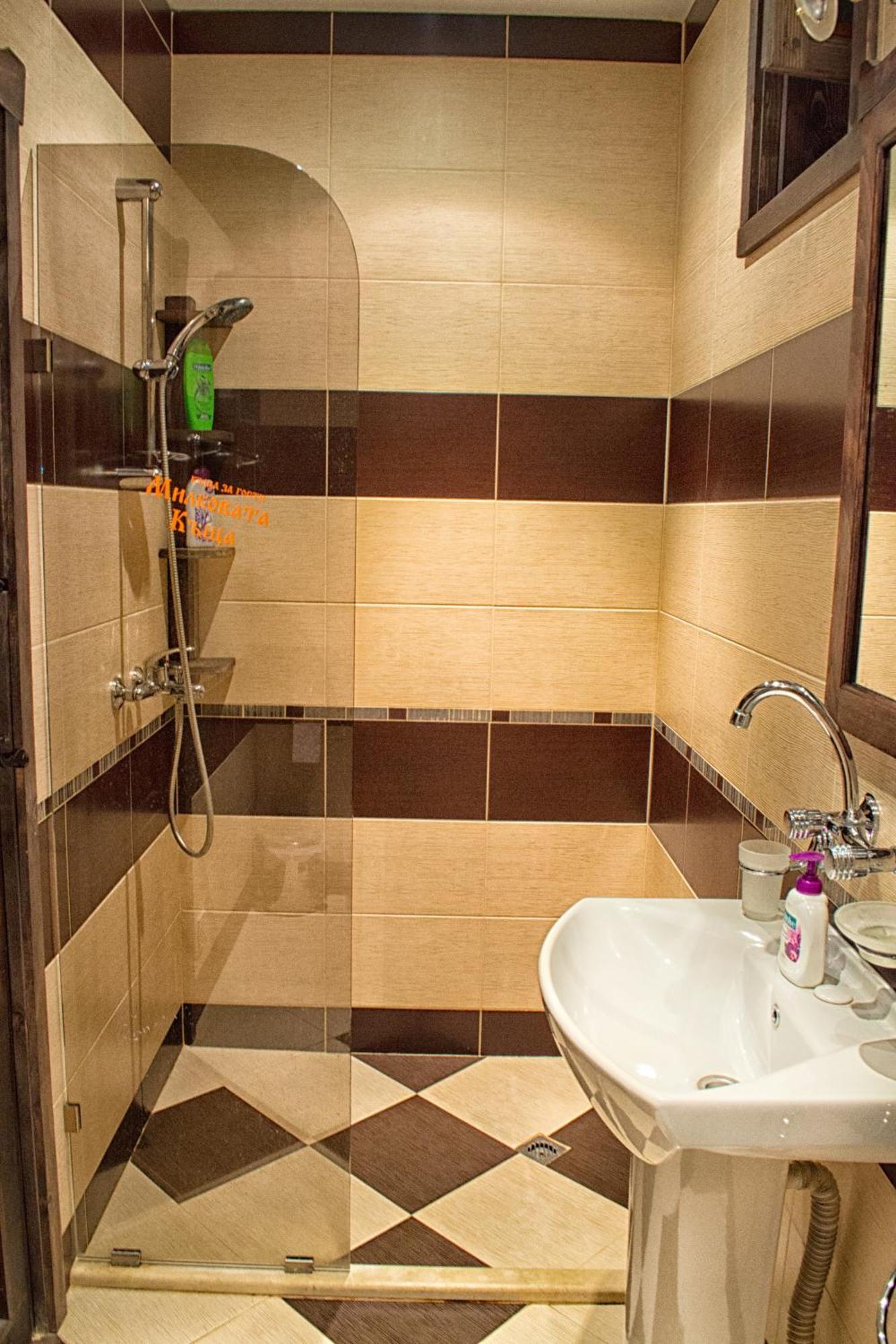 Milkovata Guest House Koshov Habitación foto